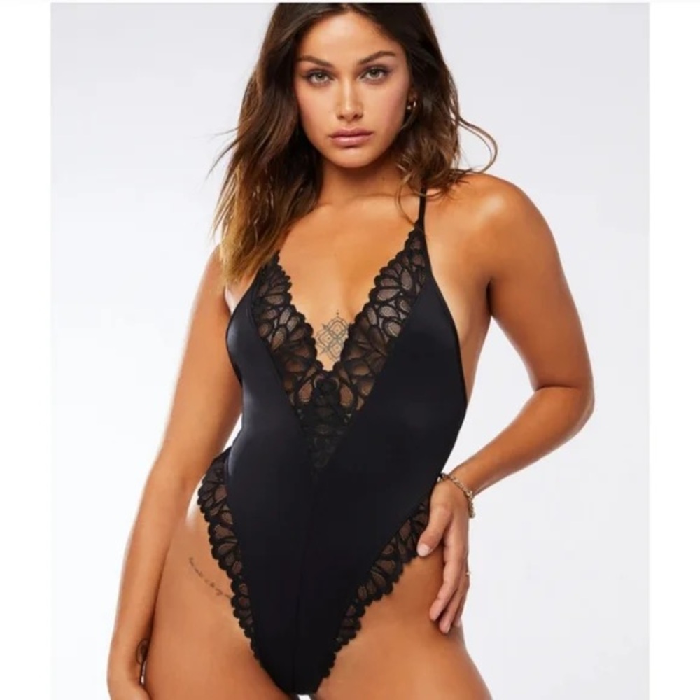 SAVAGE NOT SORRY LACE TEDDY